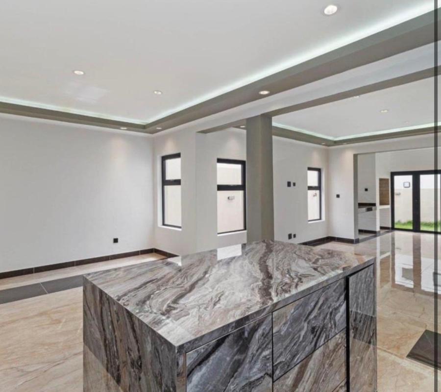 3 Bedroom Property for Sale in Sandown Western Cape